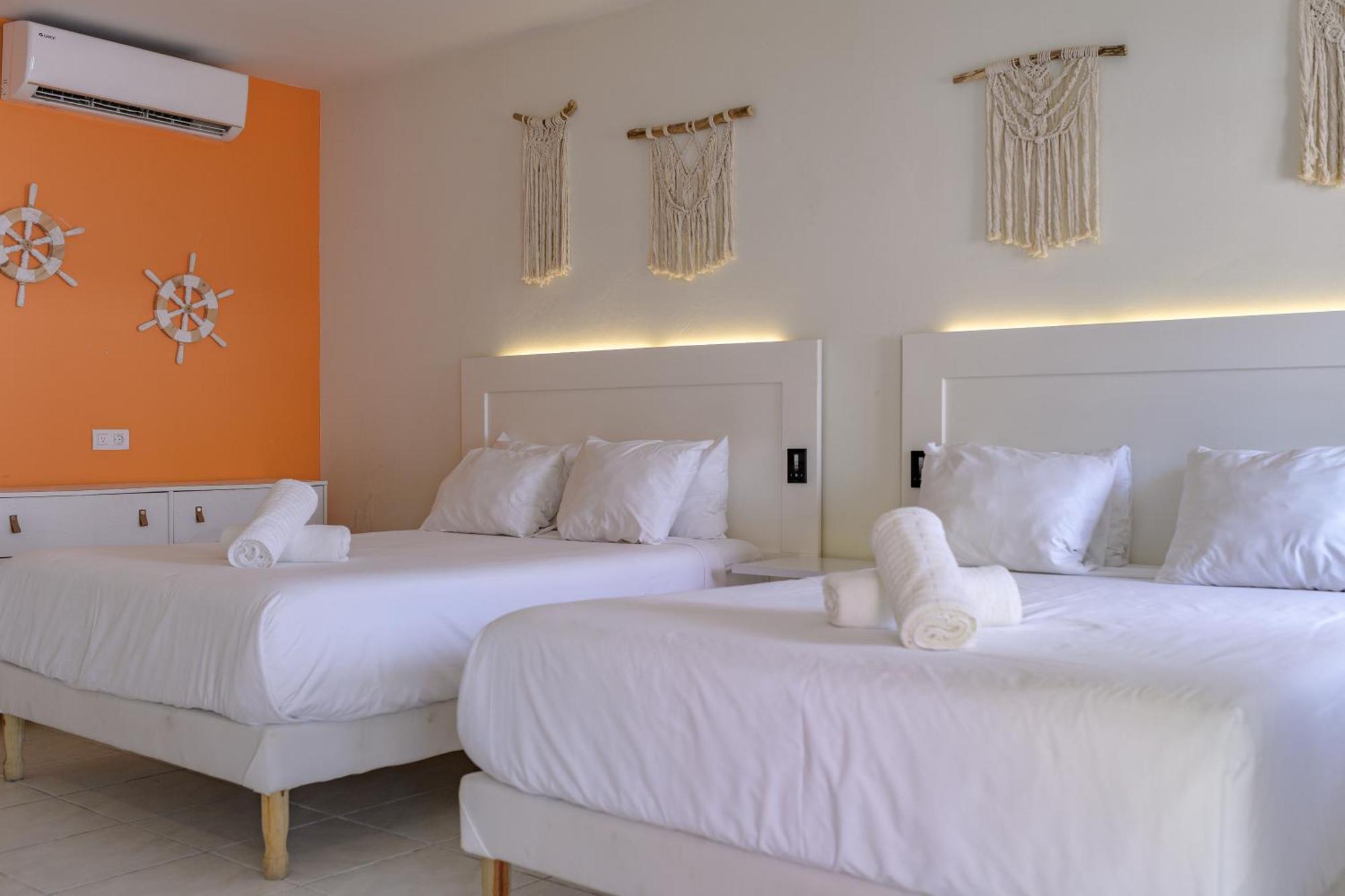 Merakii Seaview Escape Curacao