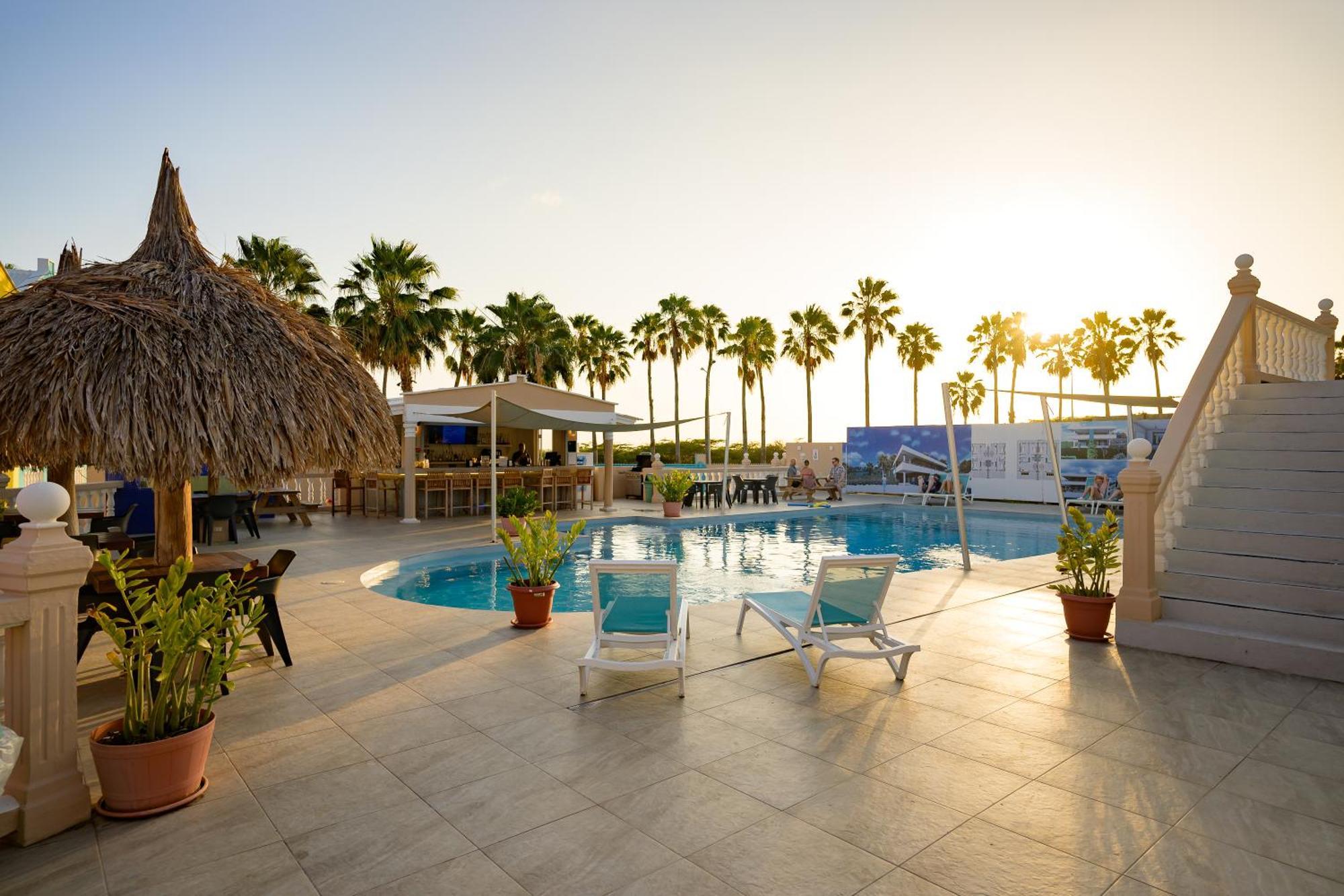 Merakii Seaview Escape Curacao Resort