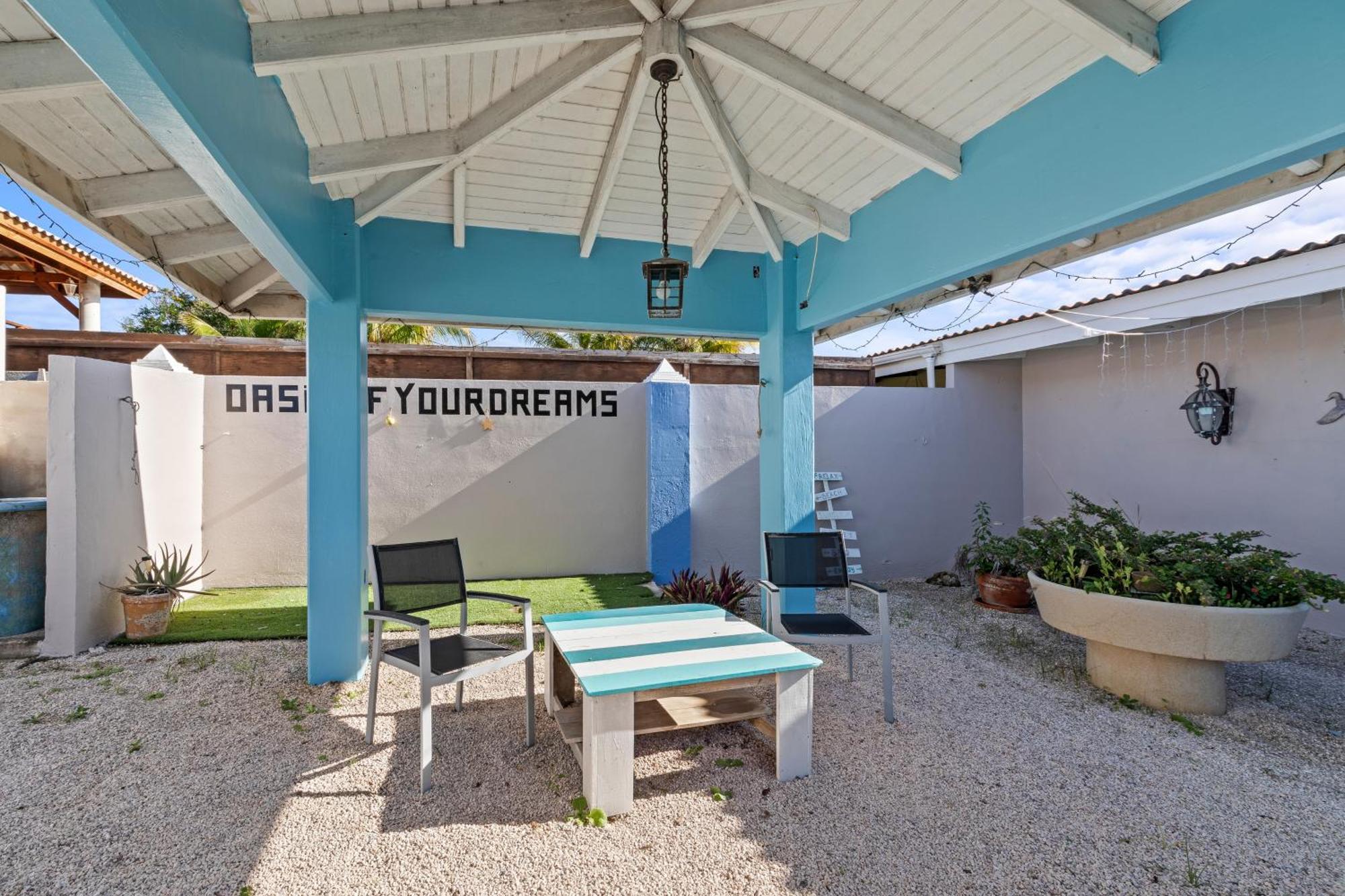 Oasis Of Your Dreams * Westpunt