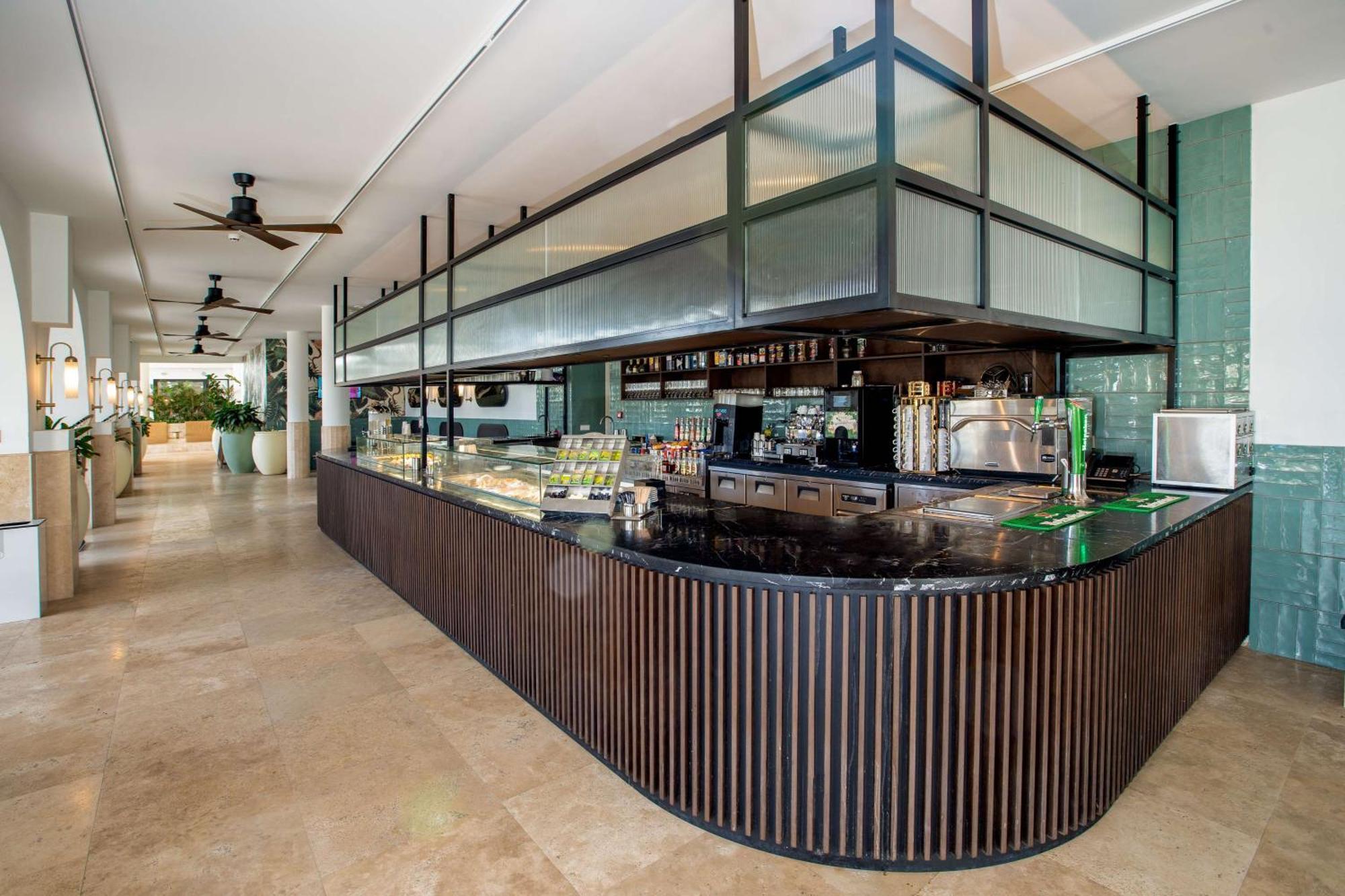 Mangrove Corendon Curacao Resort, Curio By Hilton Resort 4*