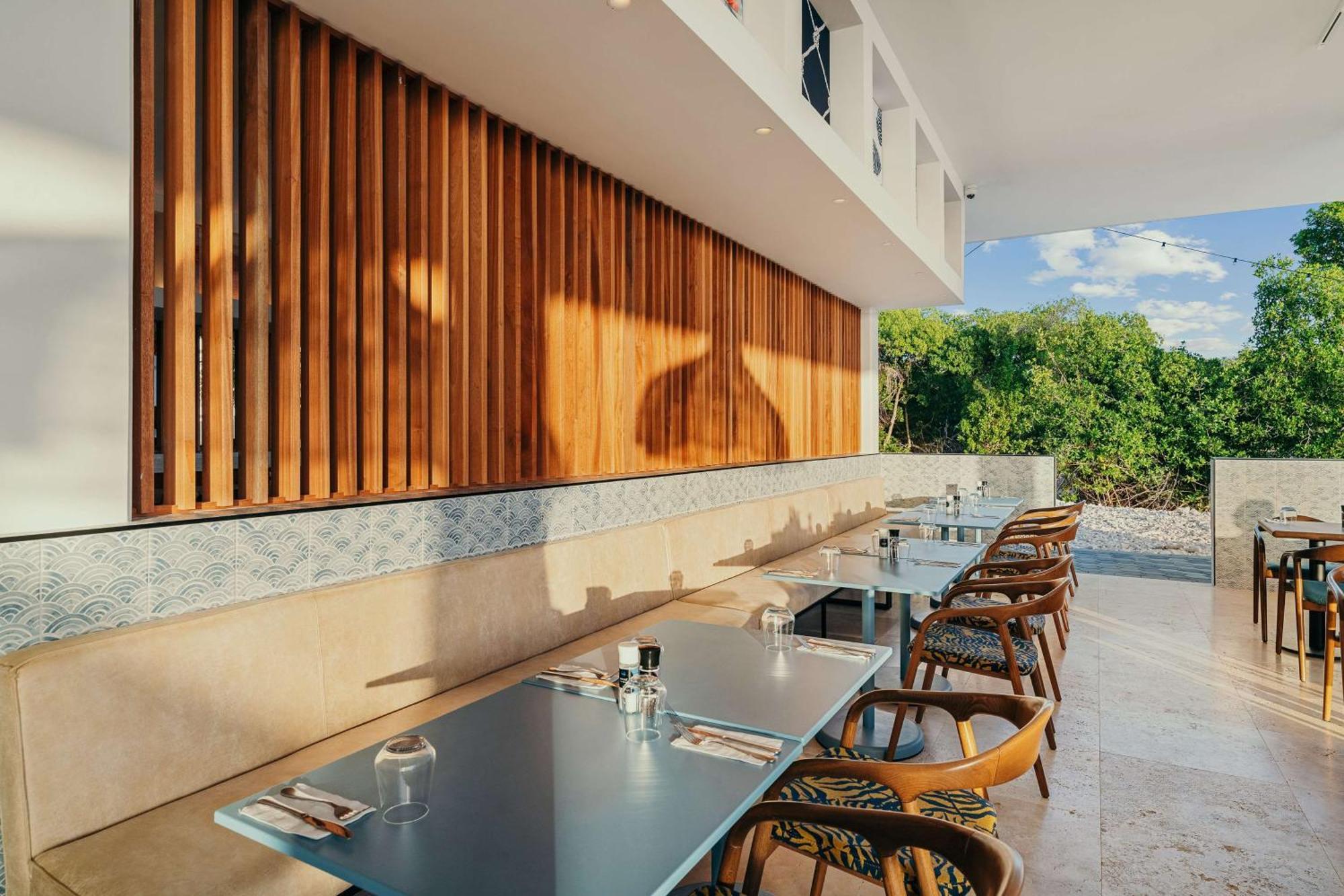 The Rif At Mangrove Corendon Curacao All-inclusive, Curio By Hilton 5* Willemstad