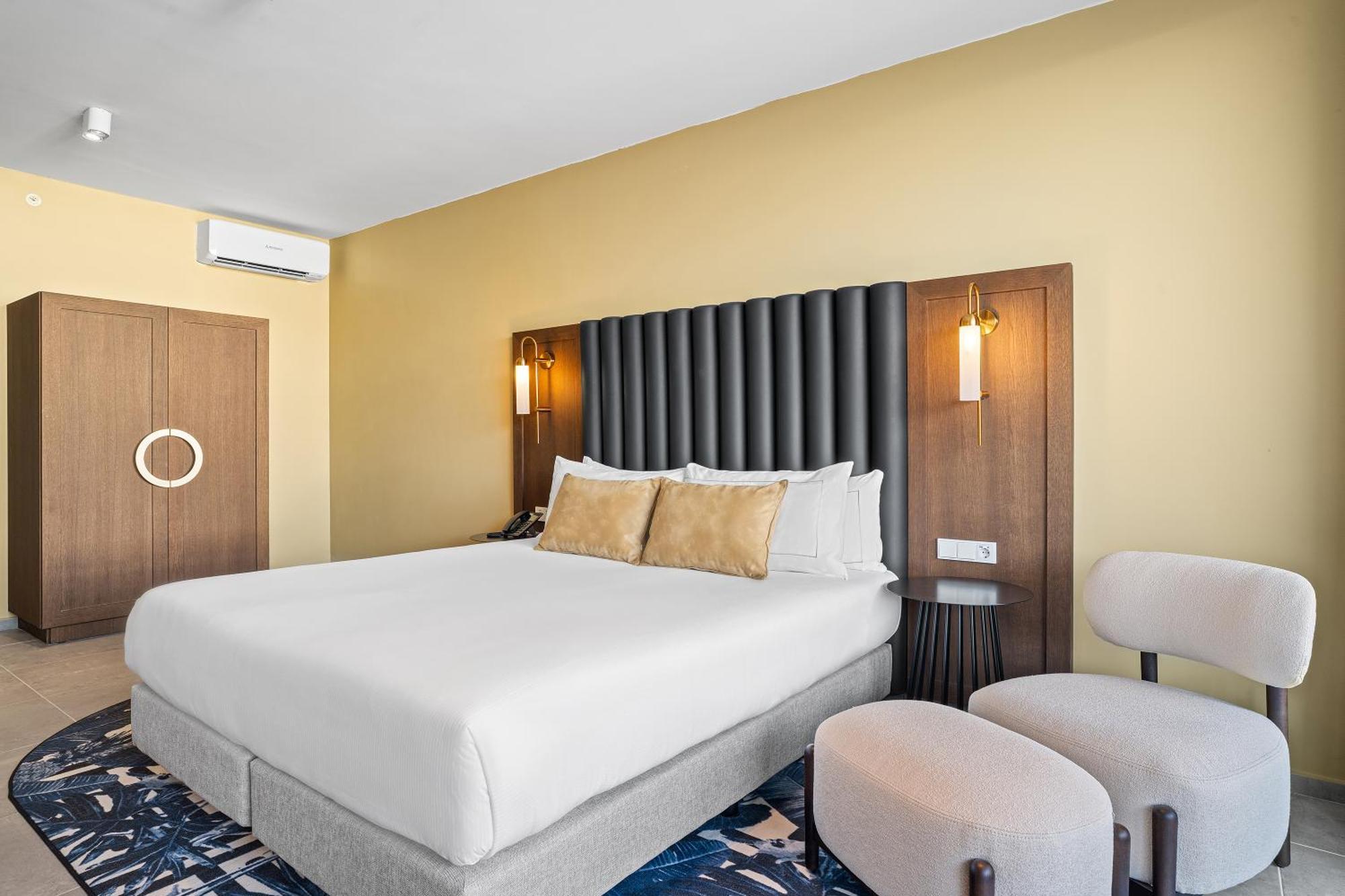 The Rif At Mangrove Corendon Curacao All-inclusive, Curio By Hilton Resort
