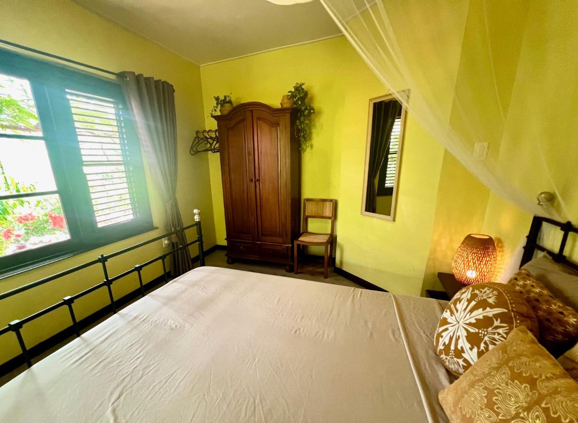 De Octopus Bed & Breakfast *