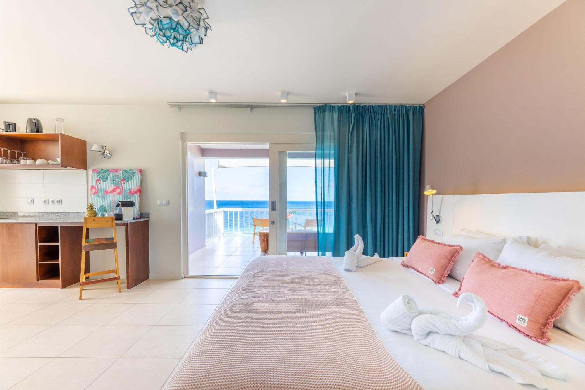 Coral Estate Luxury Resort 4*