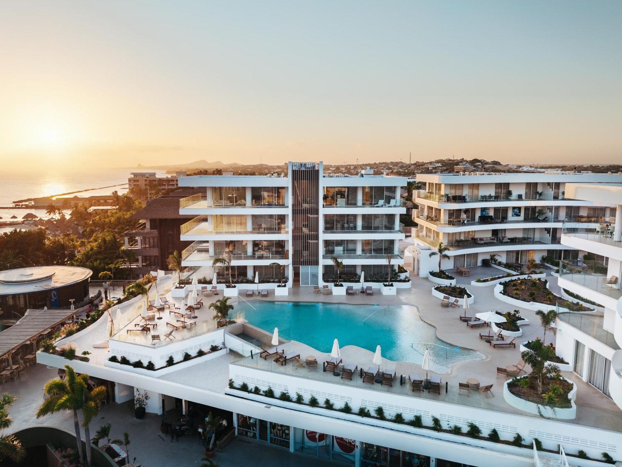 One Mambo Residences By Bocobay Curacao *