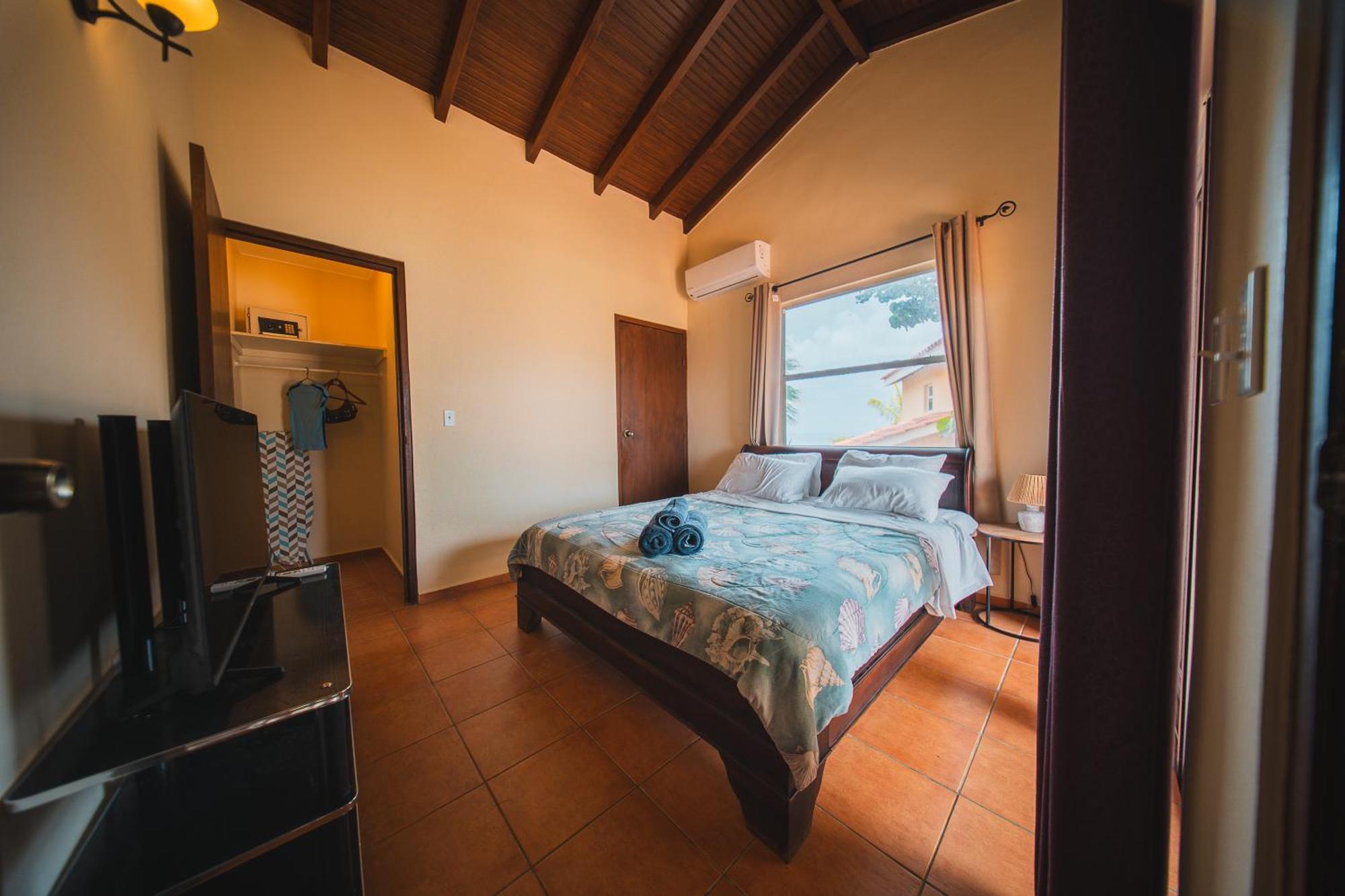 Apartment 8 & 9- Blou - Curacao Lagun
