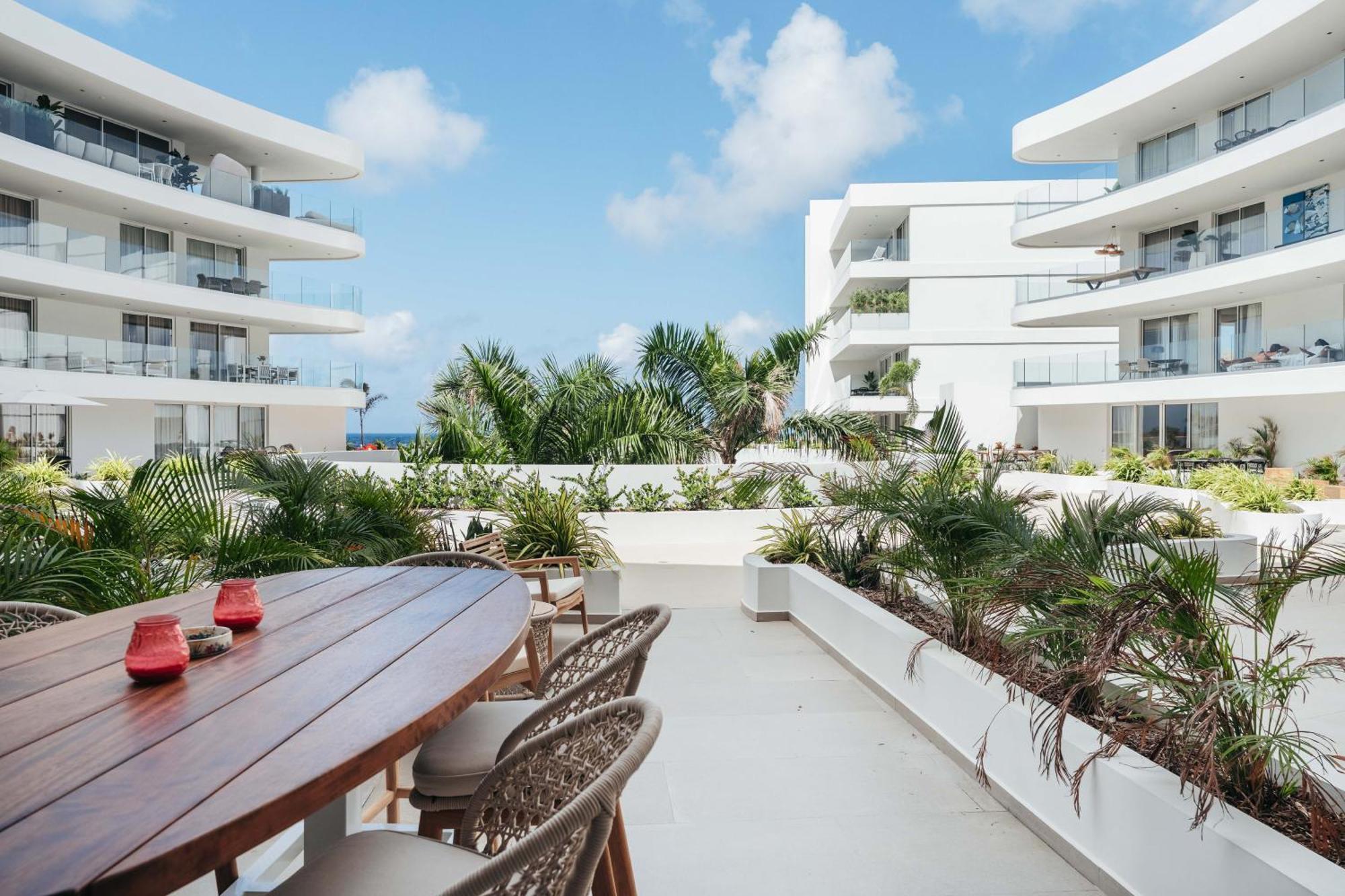 Apartment One Mambo Residences By Bocobay Curacao *
