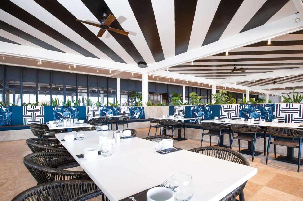 Mangrove Corendon Curacao Resort, Curio By Hilton Willemstad