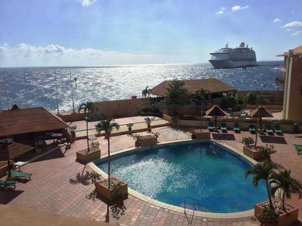 Plaza Curacao & Casino