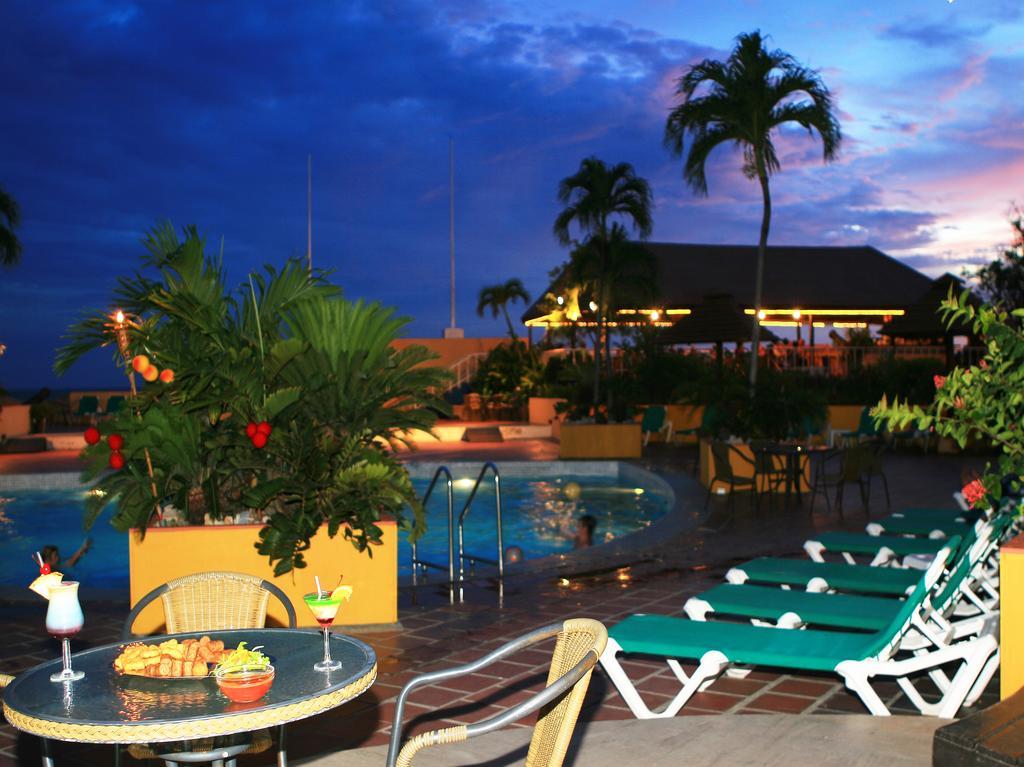 Plaza Curacao & Casino Hotel Willemstad