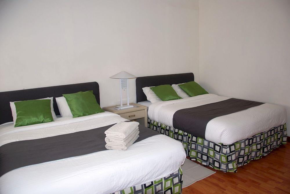 Apolonia Boutique Curacao *
