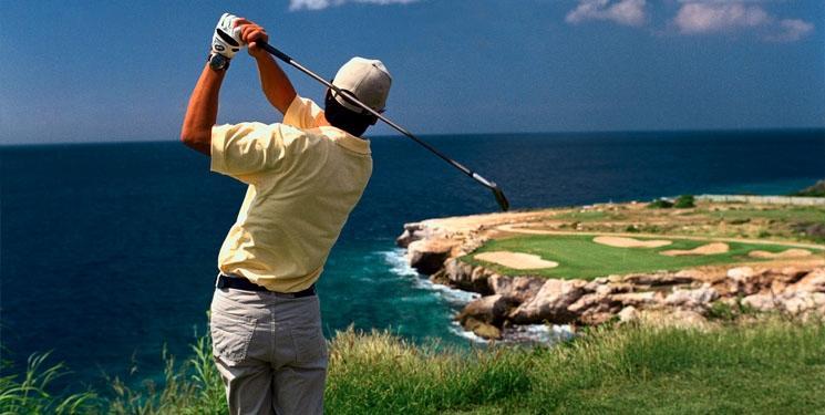 At The Beach, Golf & Villa Blauw Baai