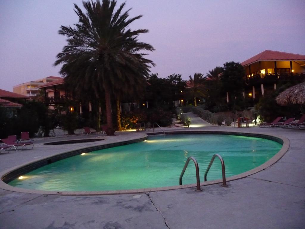 At Pool And Golfcourse Villa *