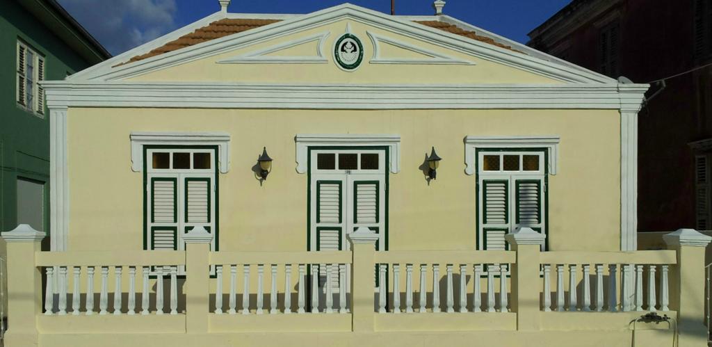 Poppy Curacao 2* Willemstad