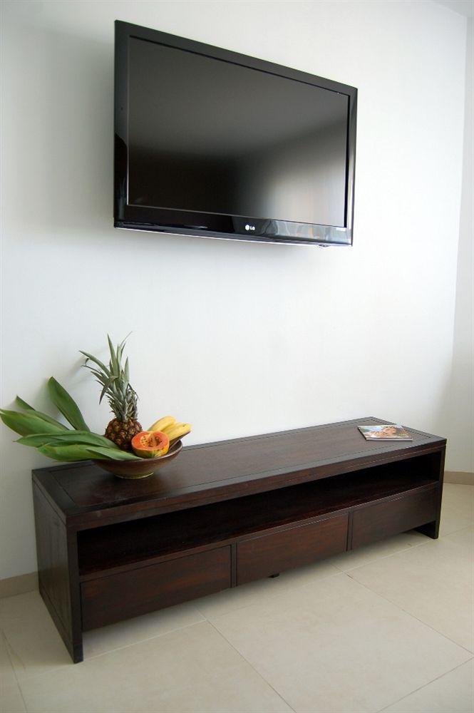 The Strand Luxury Condominiums Apartment *