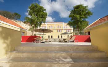 Bayside Boutique - Blue Bay Golf &