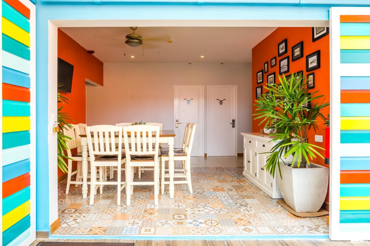 Bed & Bike Curacao Hostel
