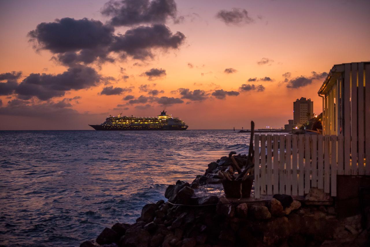 Scuba & Hotel 4*