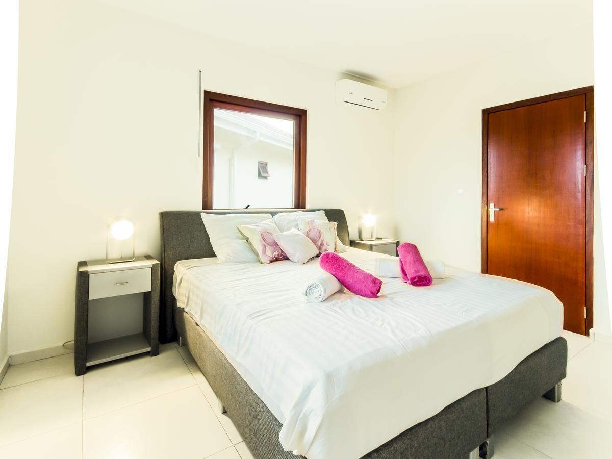 Luxury Curacao