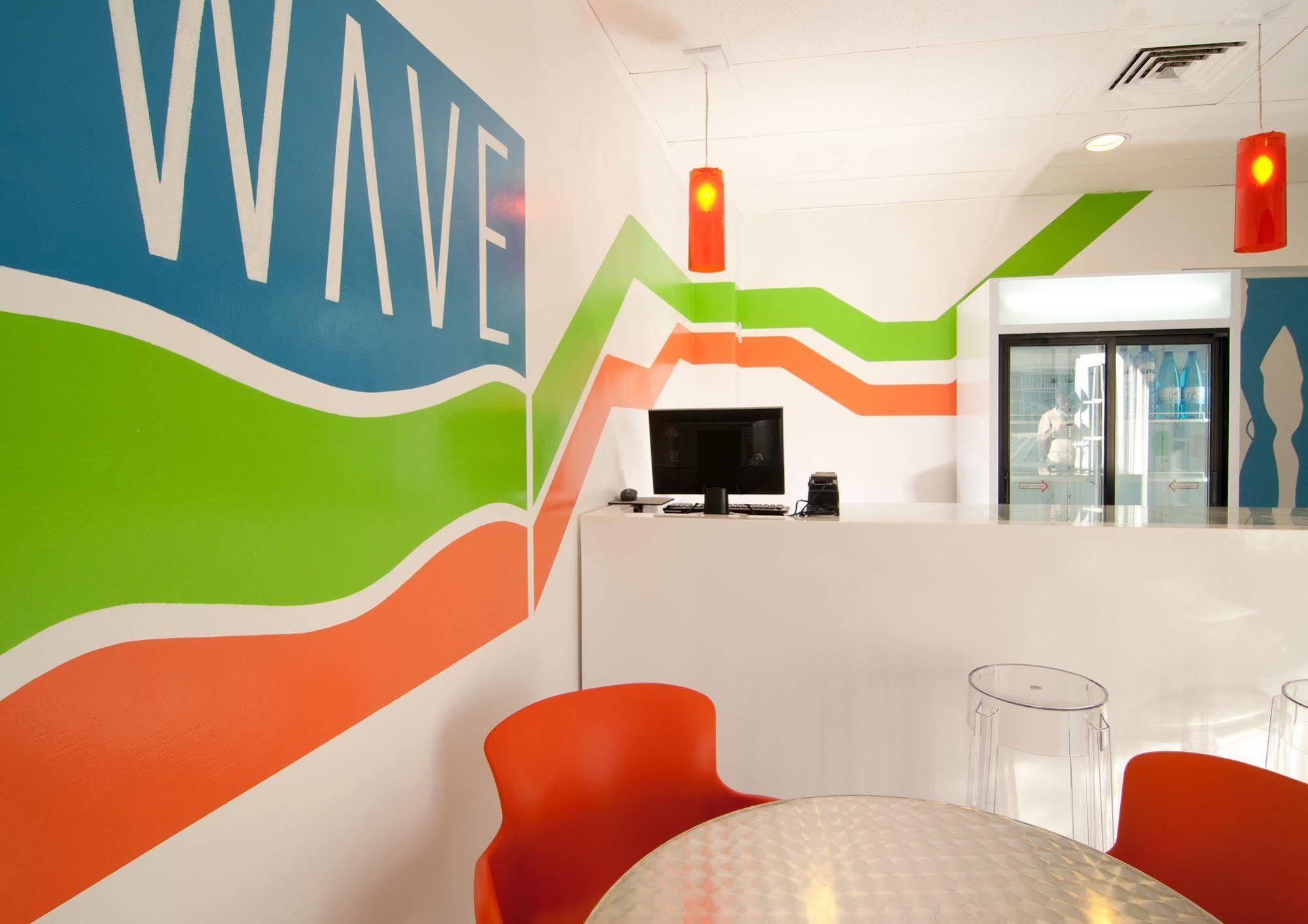 Hotel Wave & Cafe 3*