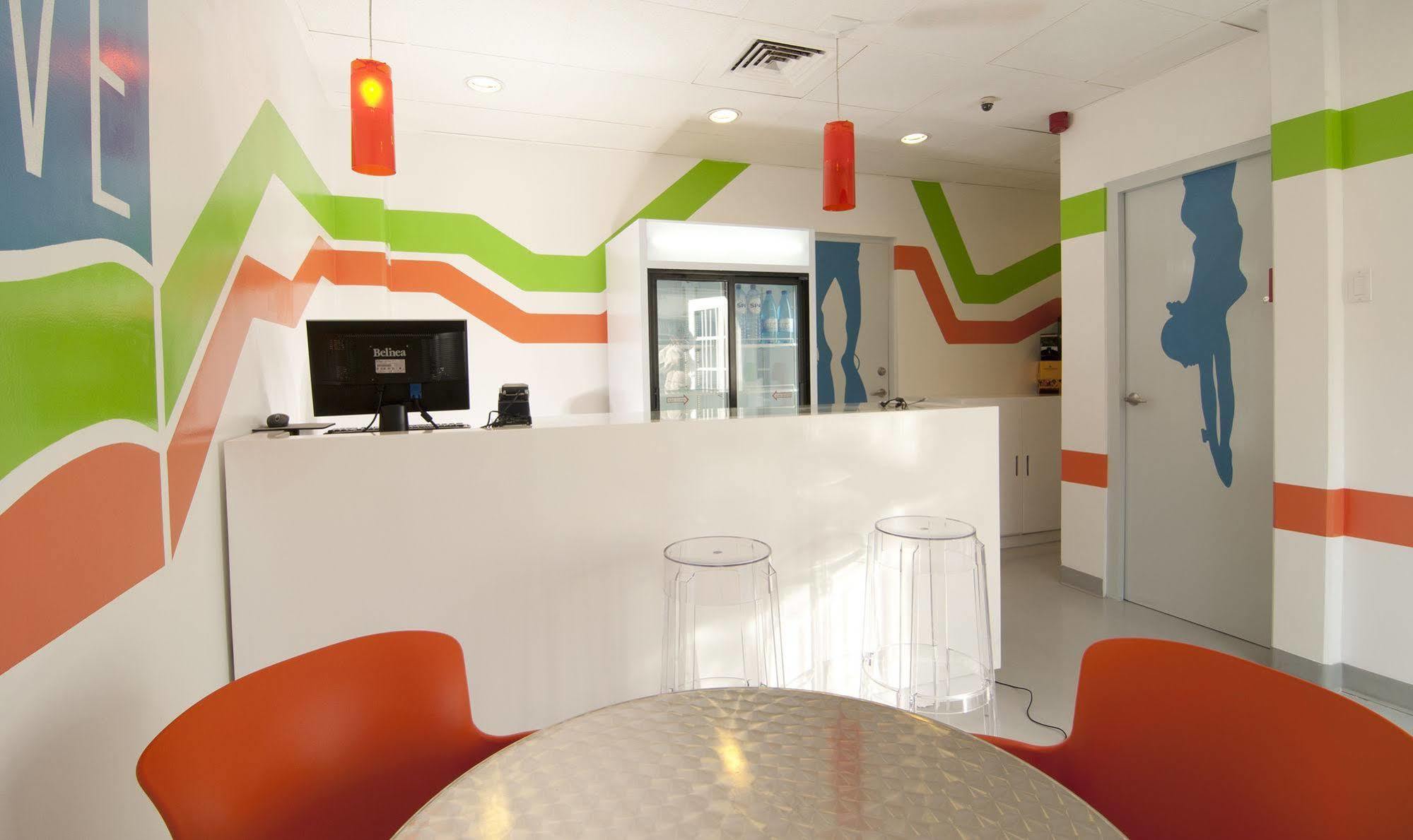 Wave & Cafe 3* Curacao