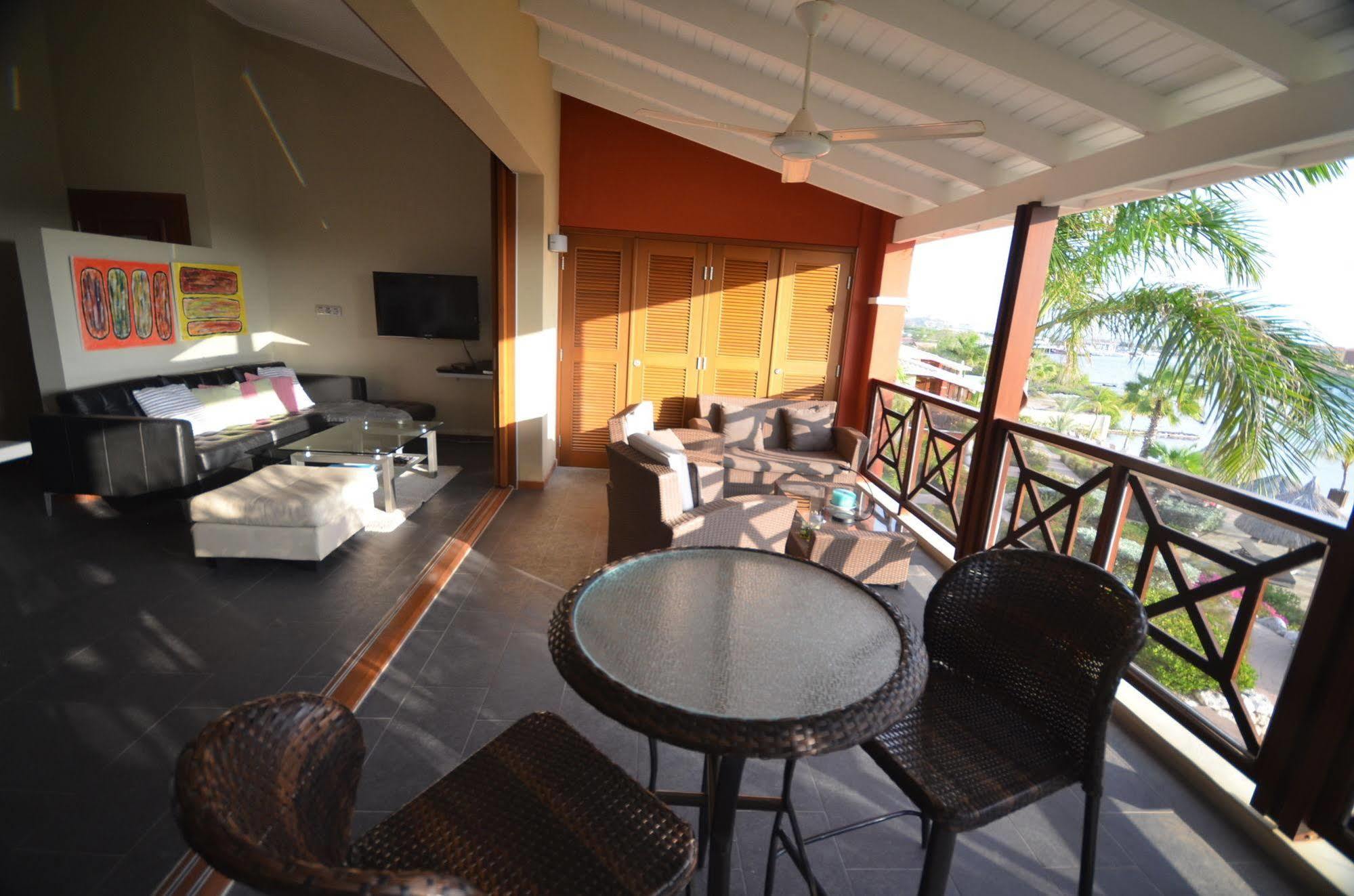 Spanish Water Beach Apartment