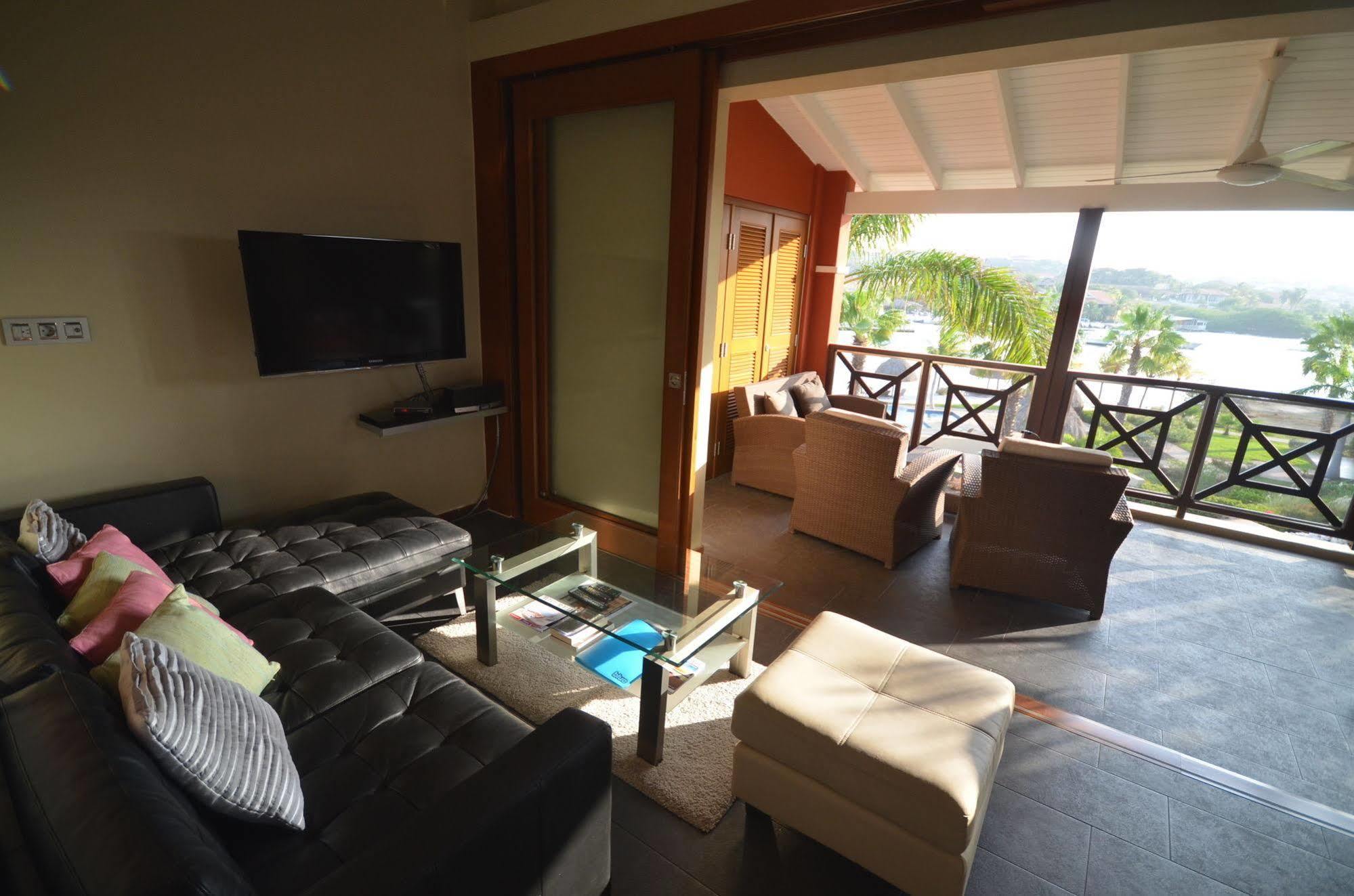 Spanish Water Beach Apartment