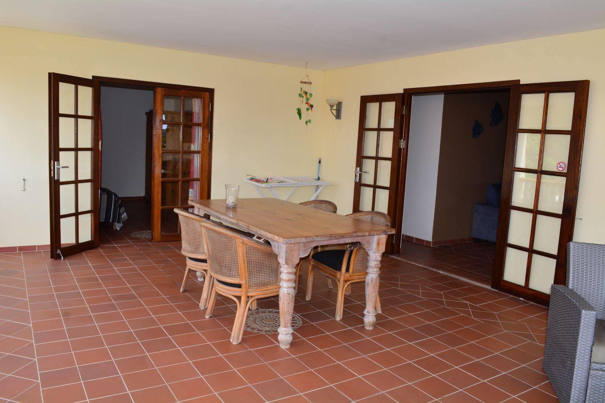Mirador Apartment Willemstad