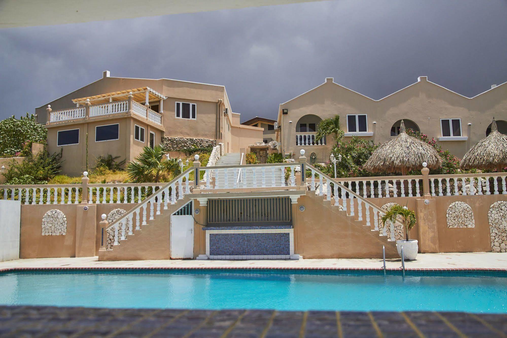 Aparthotel Piscadera Seaview 3*