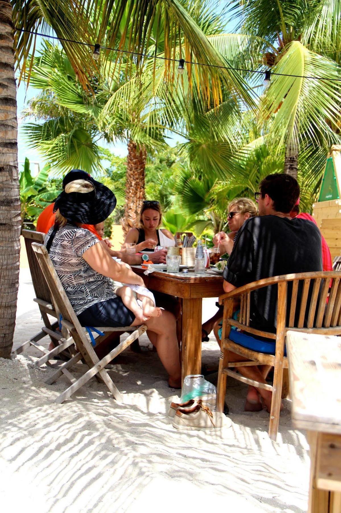 Hotel Scuba & Willemstad