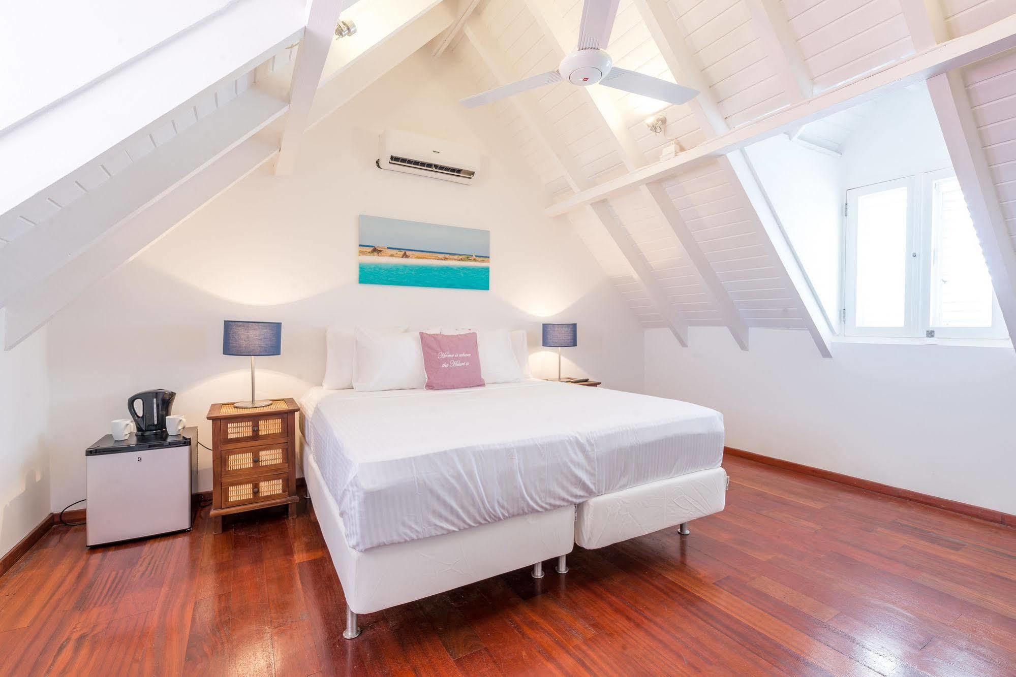 Scuba & Hotel Willemstad