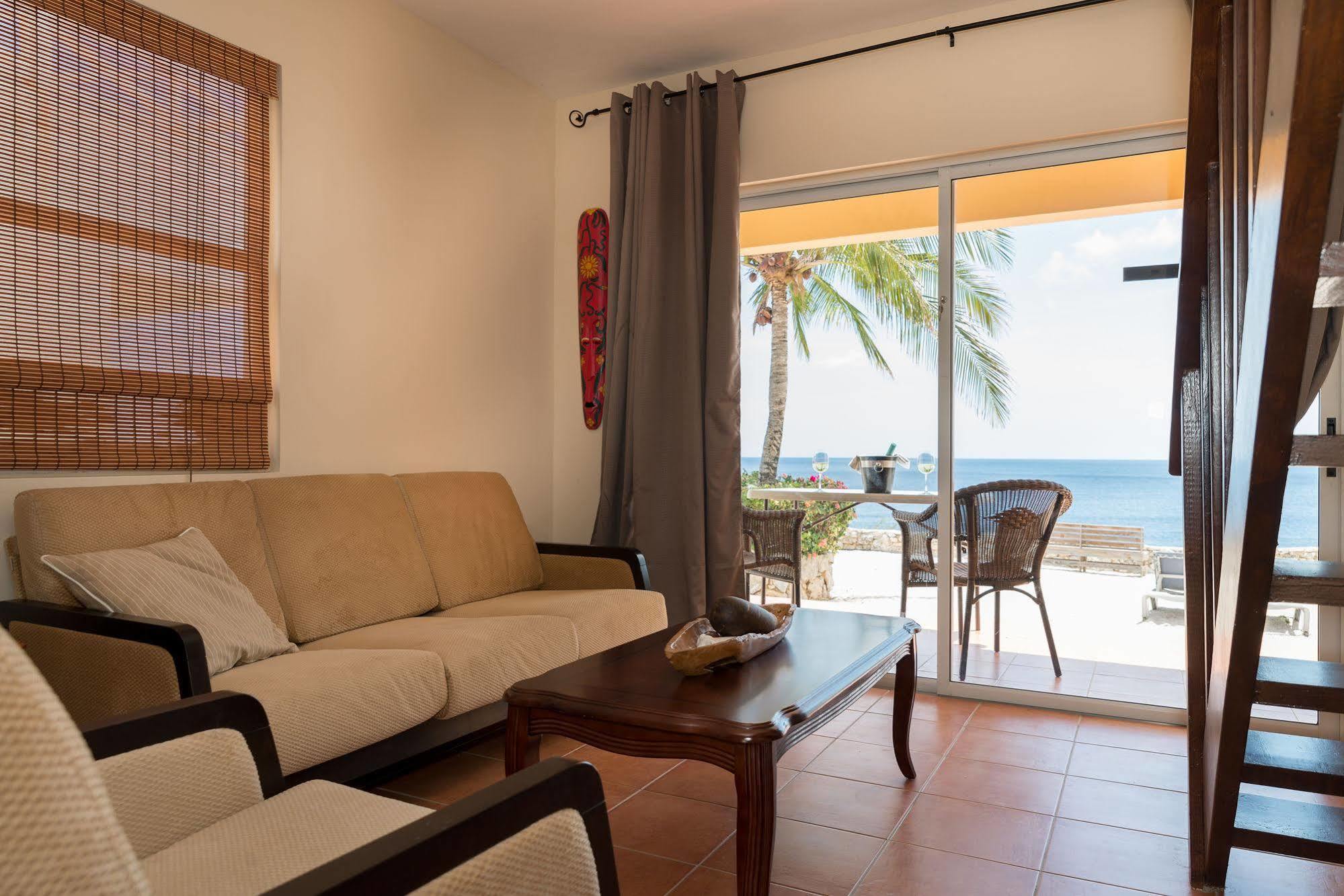 Villa Lagun Blou Dive And Beach Resort Lagun