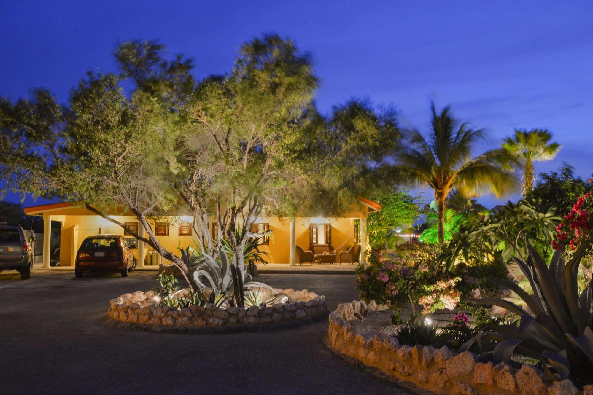 Villa Lagun Blou Dive And Beach Resort Lagun
