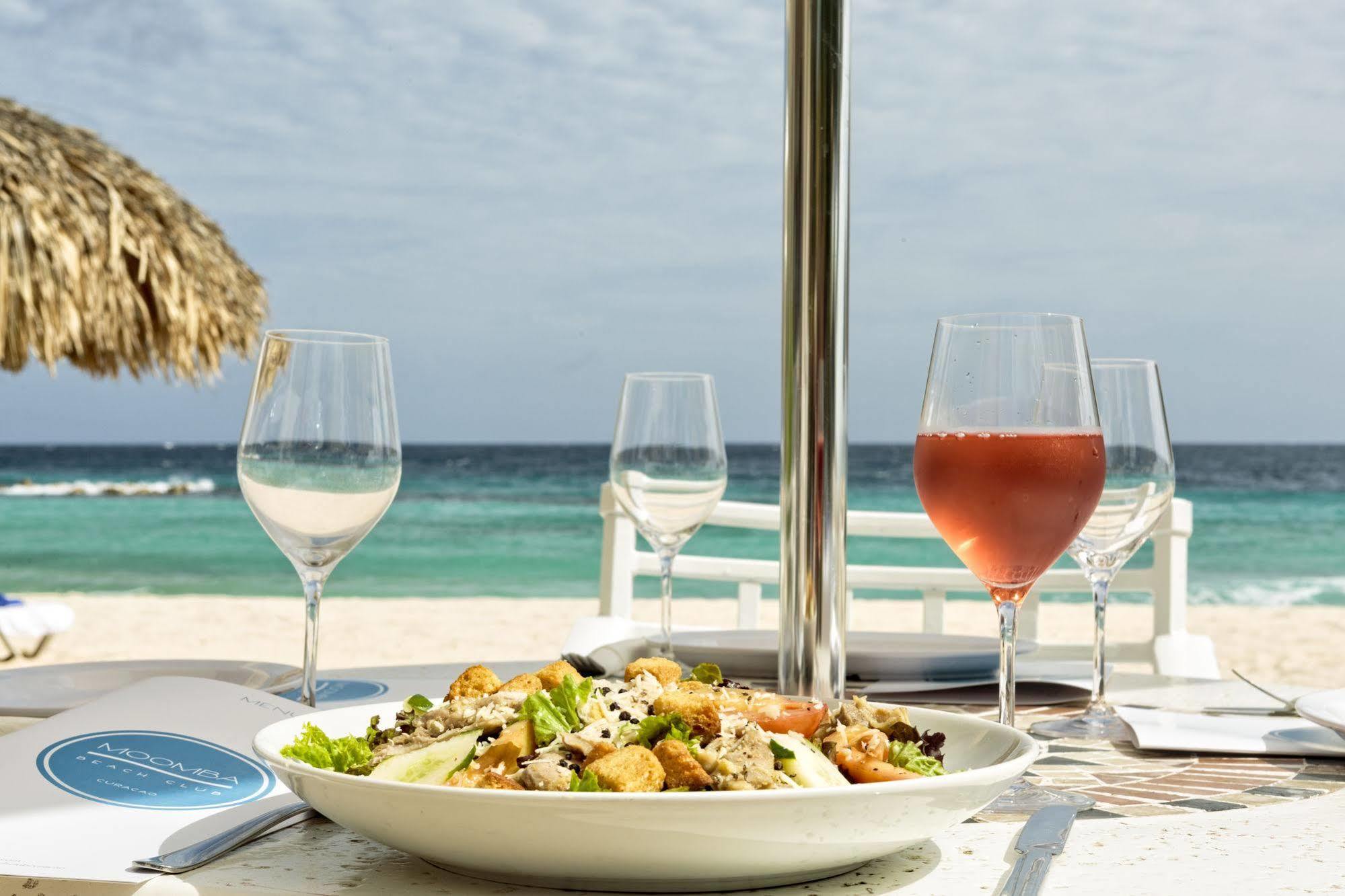 Moomba Beach Club * Piscadera Bay