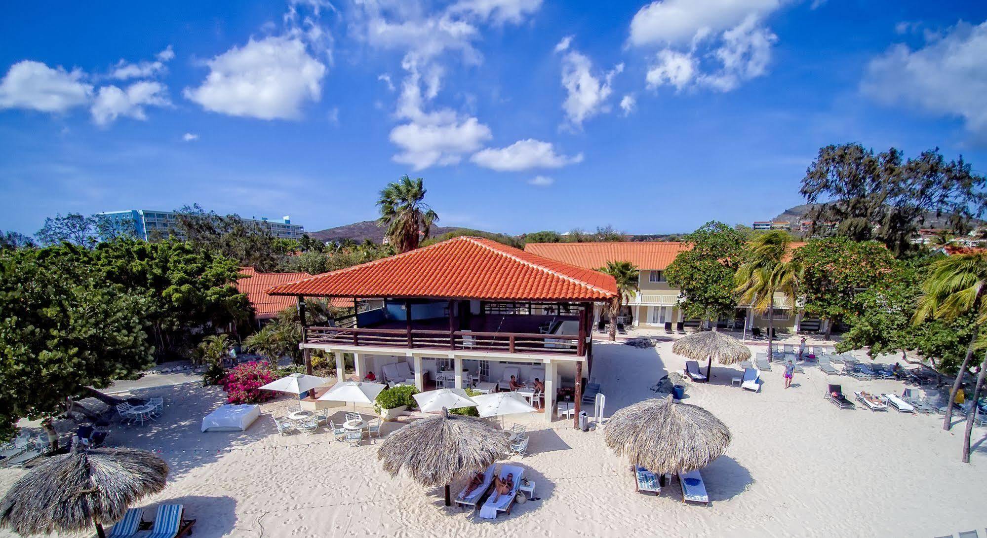 Hotel Moomba Beach Club