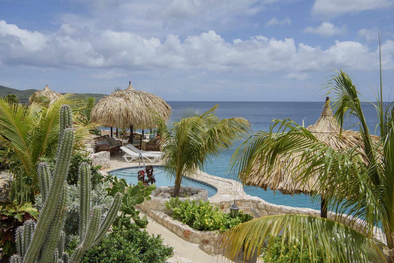 Lagun Blou Dive And Beach Resort