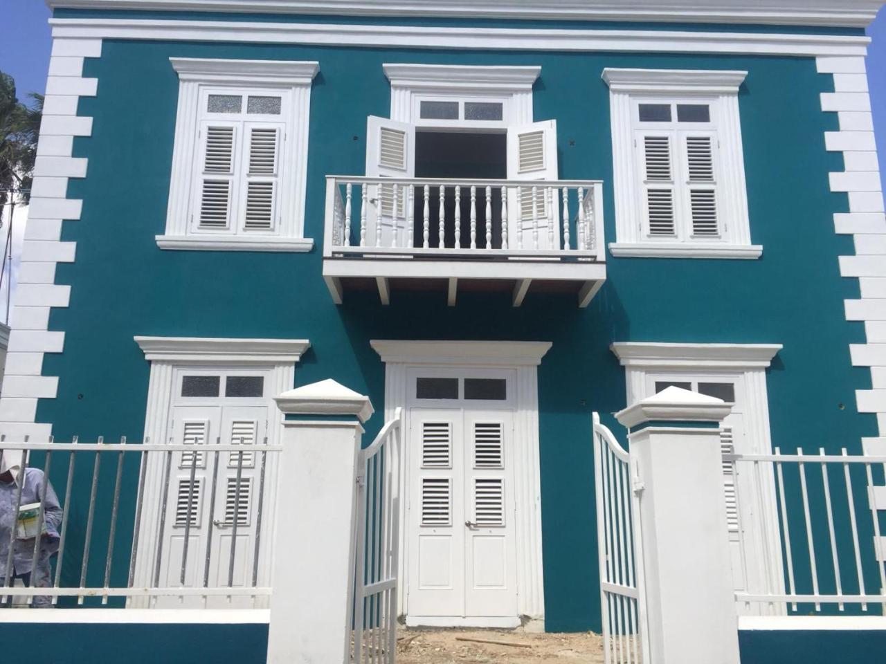 Anna Bay Boutique