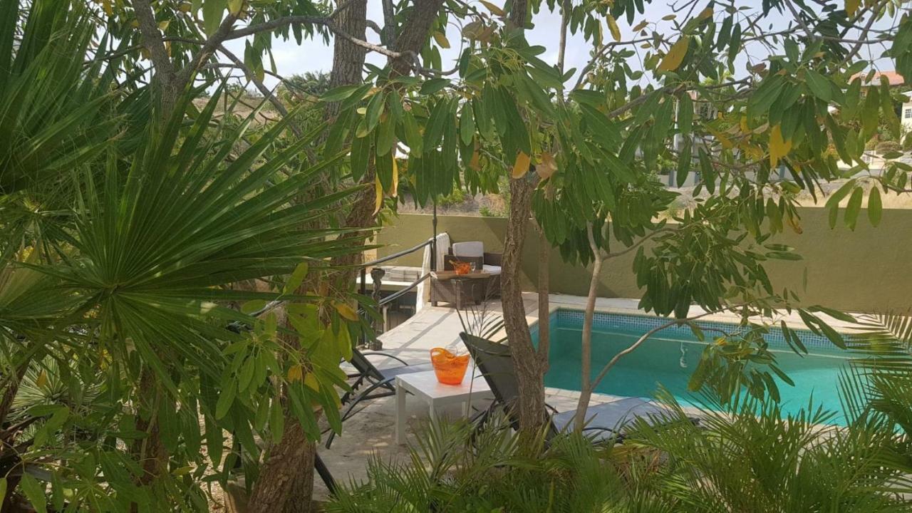 Casa Leona Bed & Breakfast