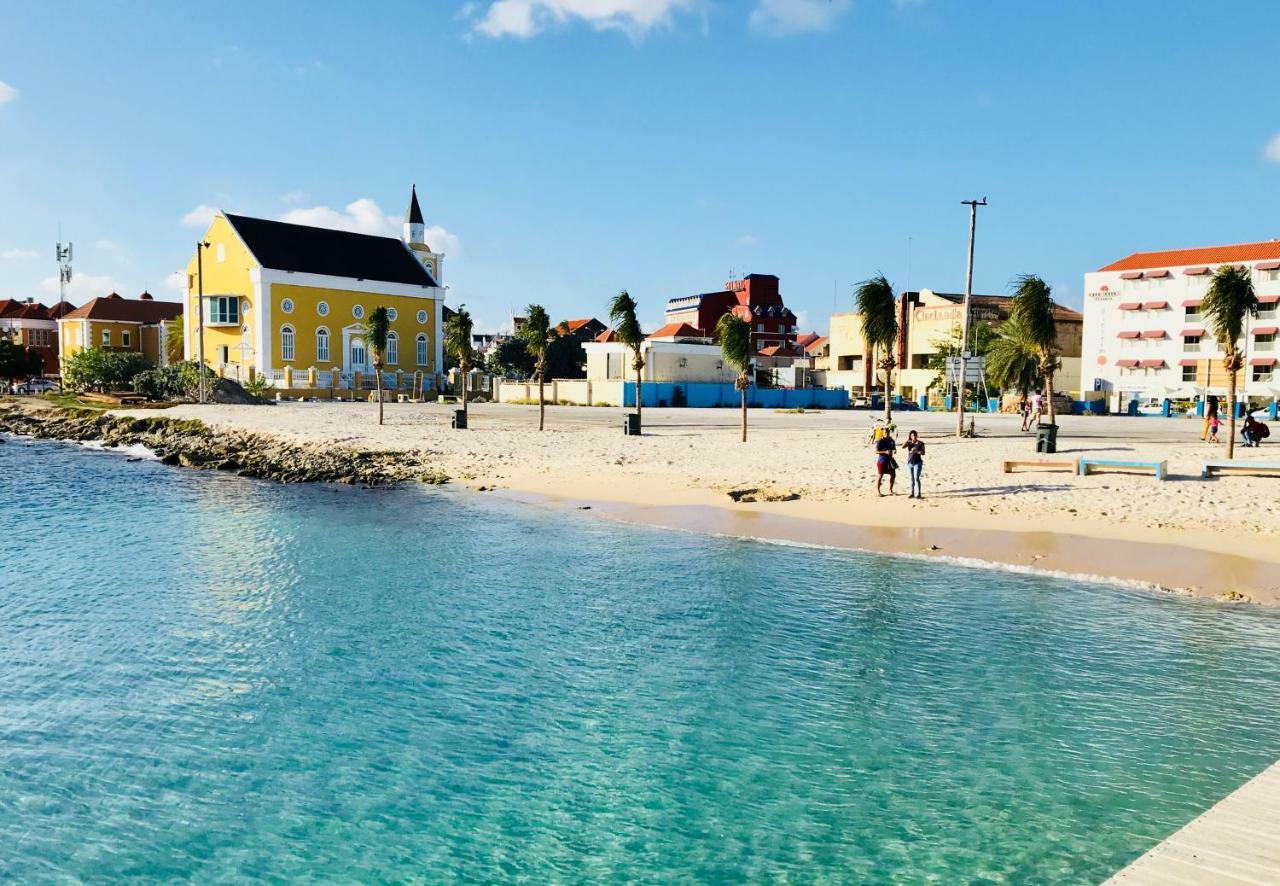 Amalie & Curiel 4* Willemstad