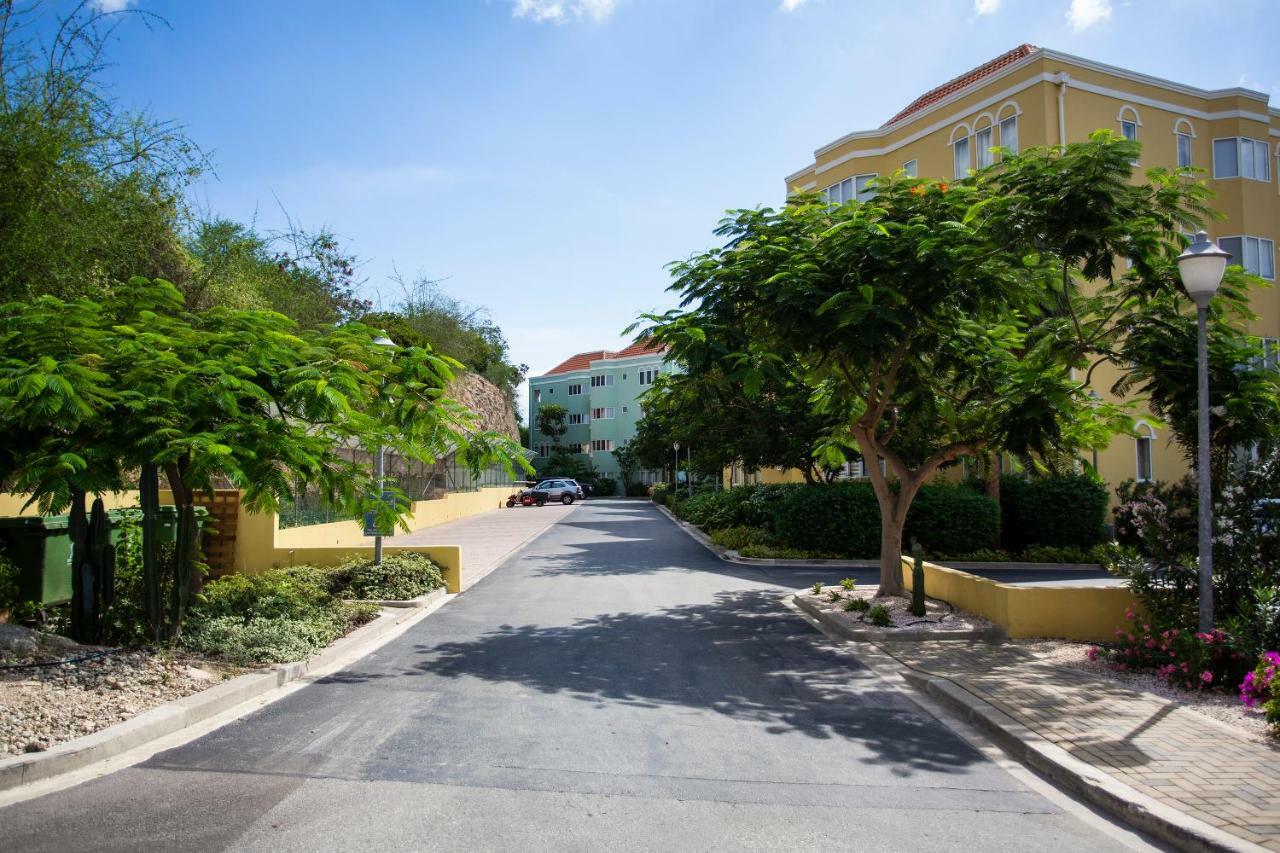 Blue Bay Beach Apartments * Blauw Baai