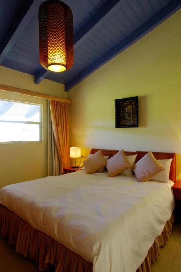 Hotel Kura Hulanda & Club
