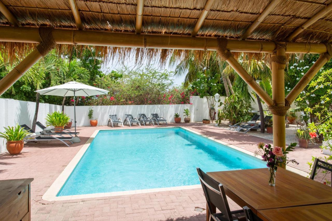 Bed & Breakfast Sombre Di Kabana Willemstad
