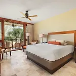 Santa Barbara Beach & Golf Resort