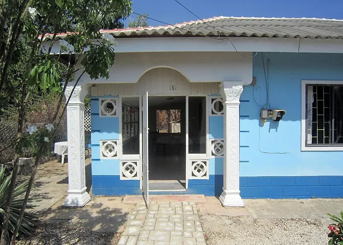 Boca Sami Apartments