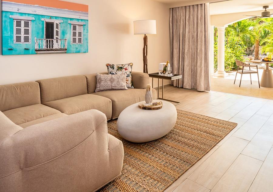 Zoetry Curacao & 4*