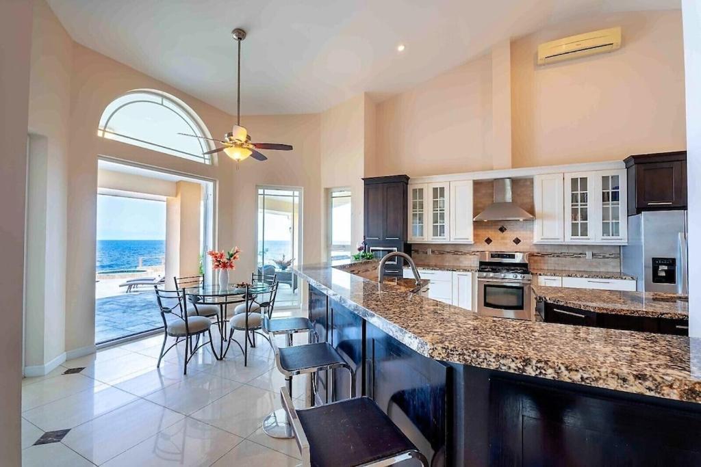 Magic Time - Oceanfront Willibrordus