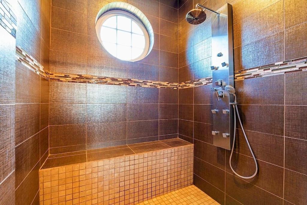 Villa Magic Time - Oceanfront Willibrordus