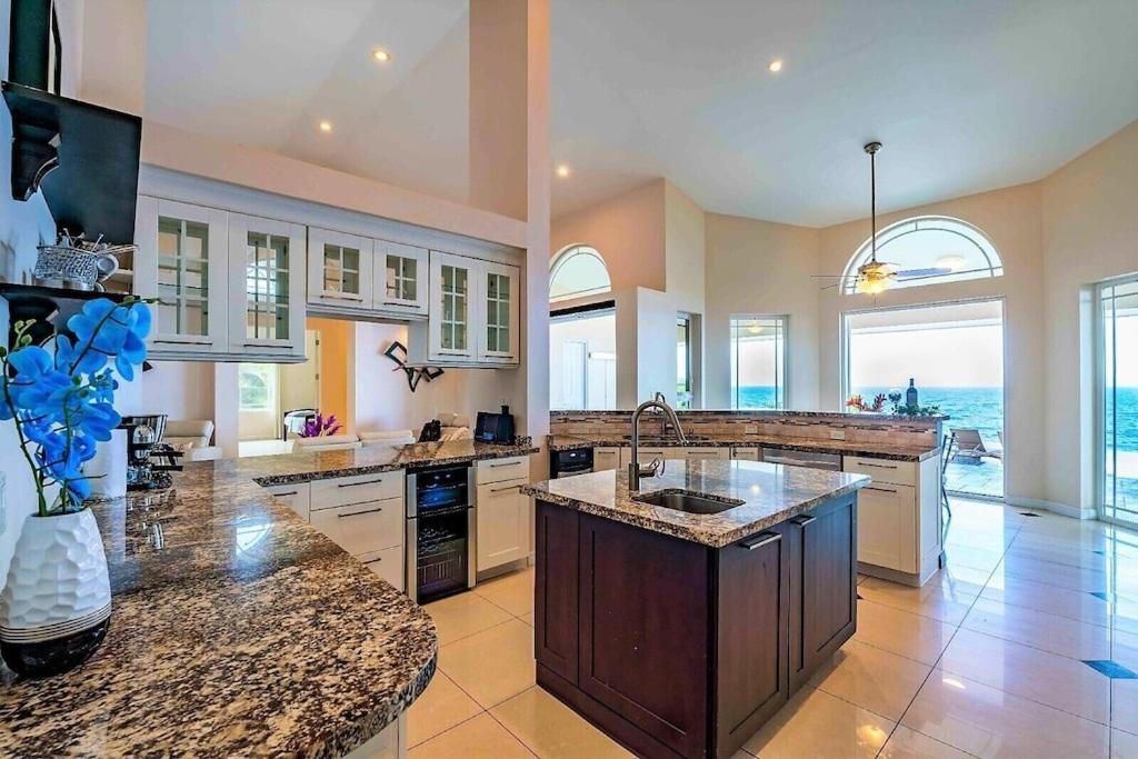 Villa Magic Time - Oceanfront