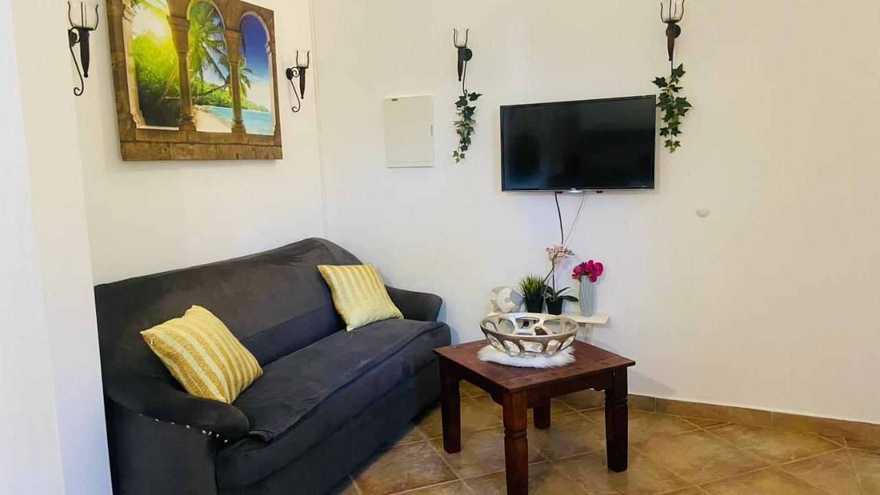 Unique Apartamento *