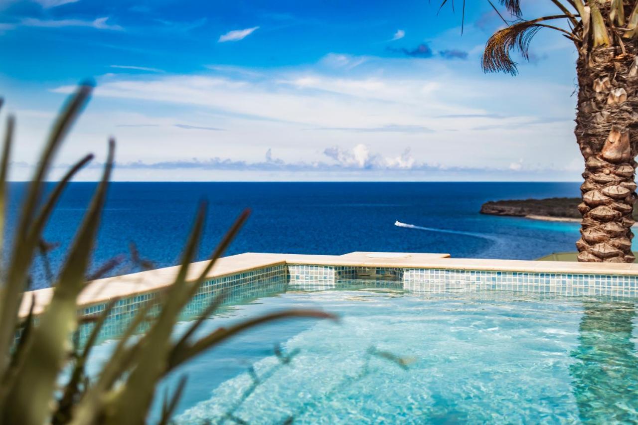 Villa Exclusive 10-person Seaview In Cas Abou With Private And Pool Bar Willibrordus